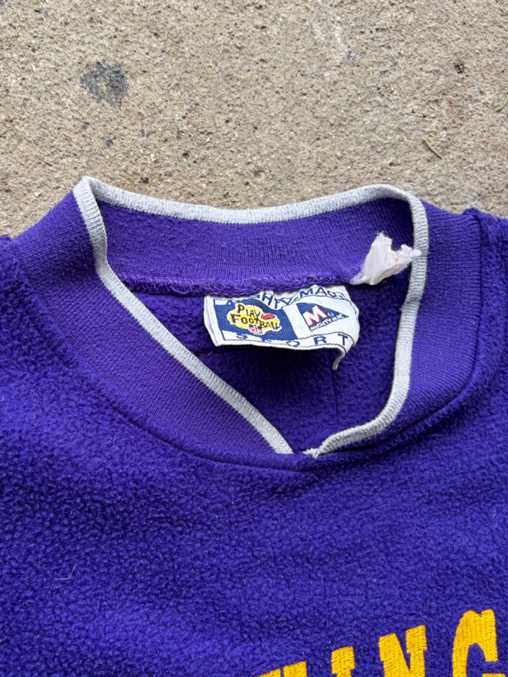 Minnesota Vikings 90s Vintage Cotton Purple Crewneck Sweatshirt Medium - Picture 6 of 11